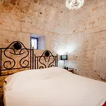 Appartement Guesthost - Trulledo Experience